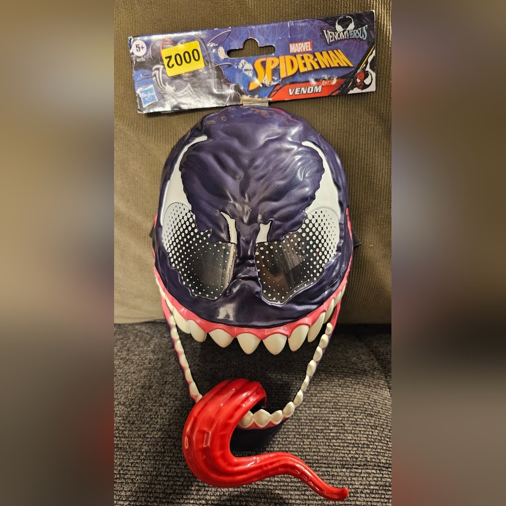 Hasbro Venom Kids Mask - Purple and Red